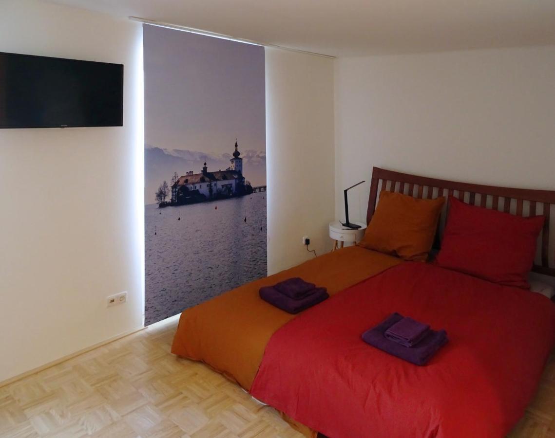 Convenient And Functional Apartment In The Center Gmunden Exterior photo